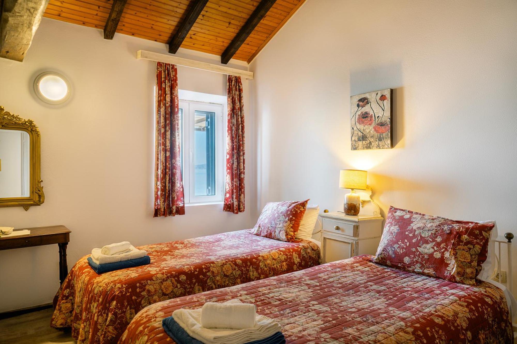 ניסקי Nissaki Olive Press Villas מראה חיצוני תמונה